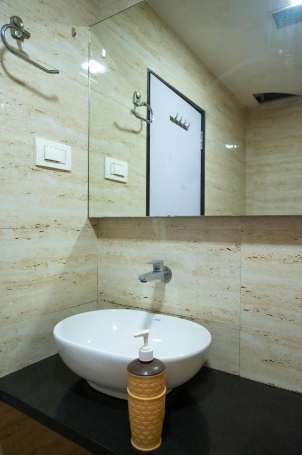 Vijaya Hill View Residency Otel Navi Mumbai Dış mekan fotoğraf