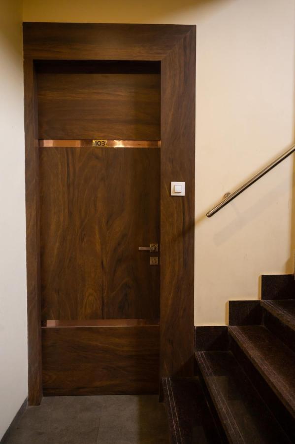 Vijaya Hill View Residency Otel Navi Mumbai Dış mekan fotoğraf